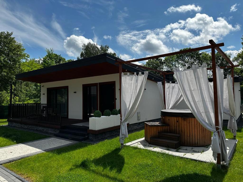 Wrzos Resort & Wellness **** Domki Caloroczne Wegierska Gorka Luaran gambar