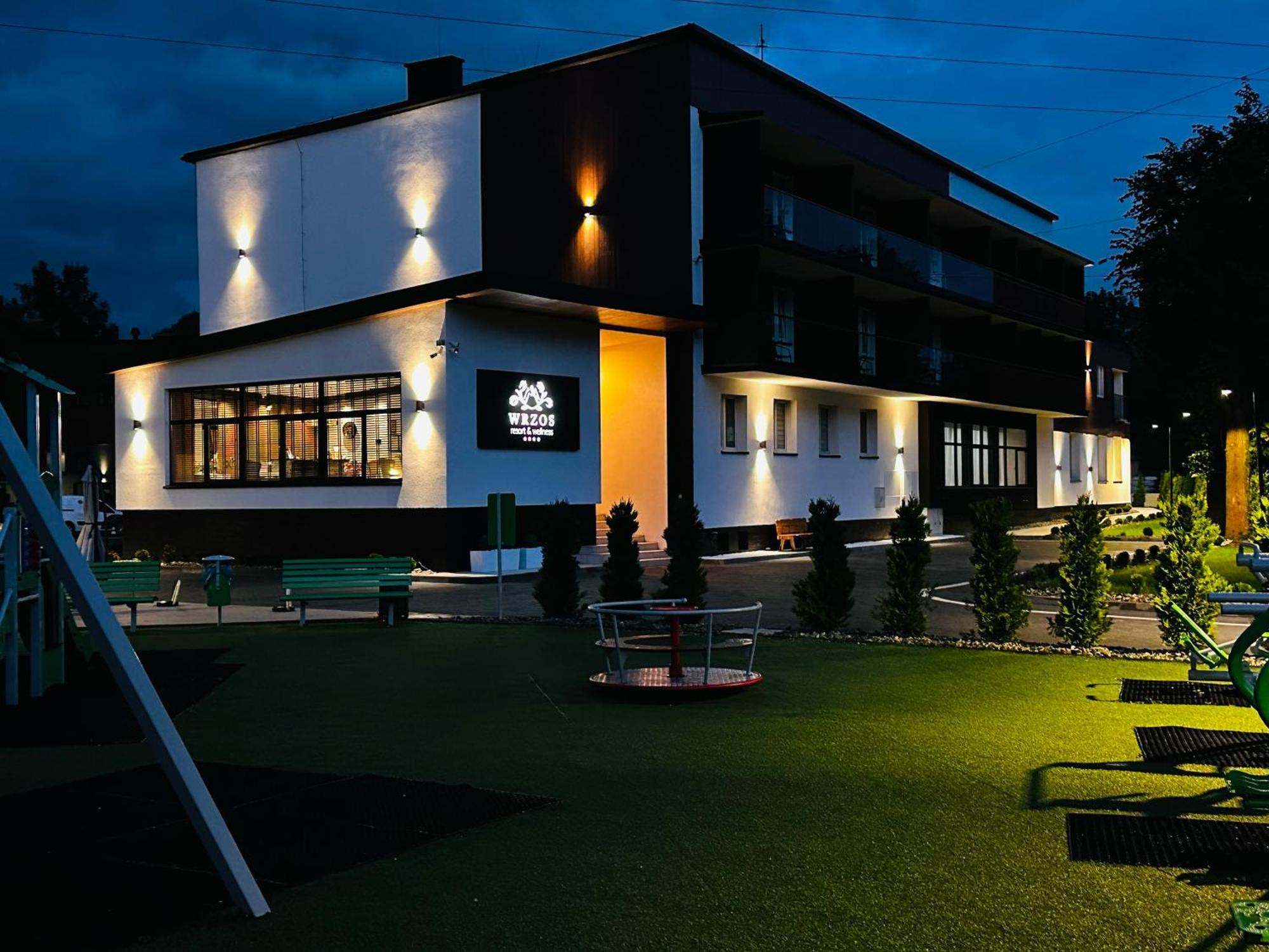 Wrzos Resort & Wellness **** Domki Caloroczne Wegierska Gorka Luaran gambar
