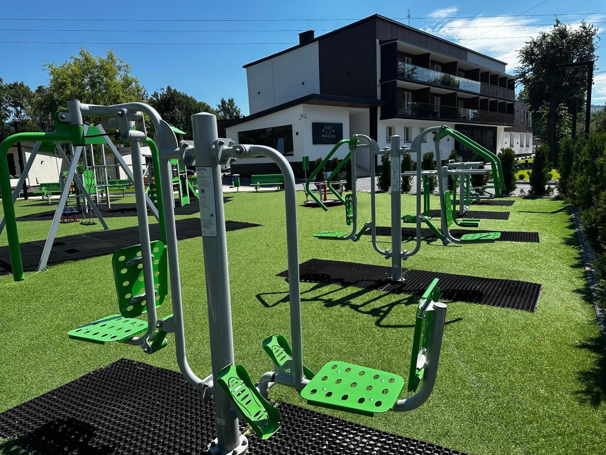 Wrzos Resort & Wellness **** Domki Caloroczne Wegierska Gorka Luaran gambar